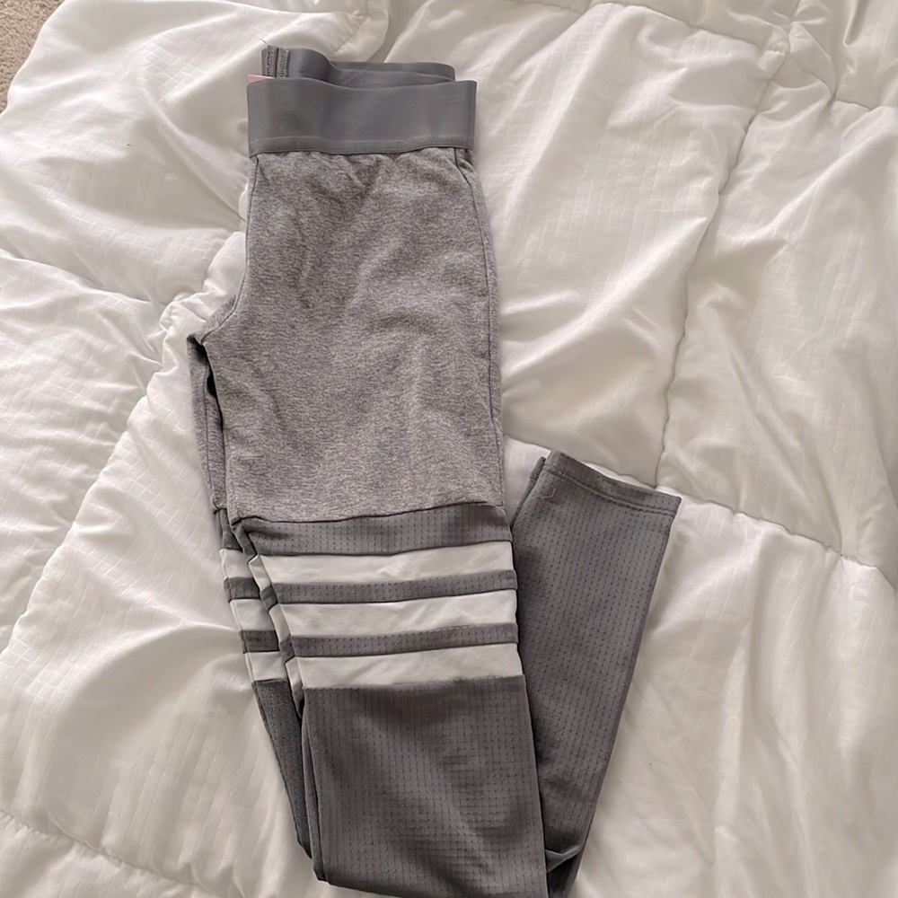Bombshell Sportswear Leggings